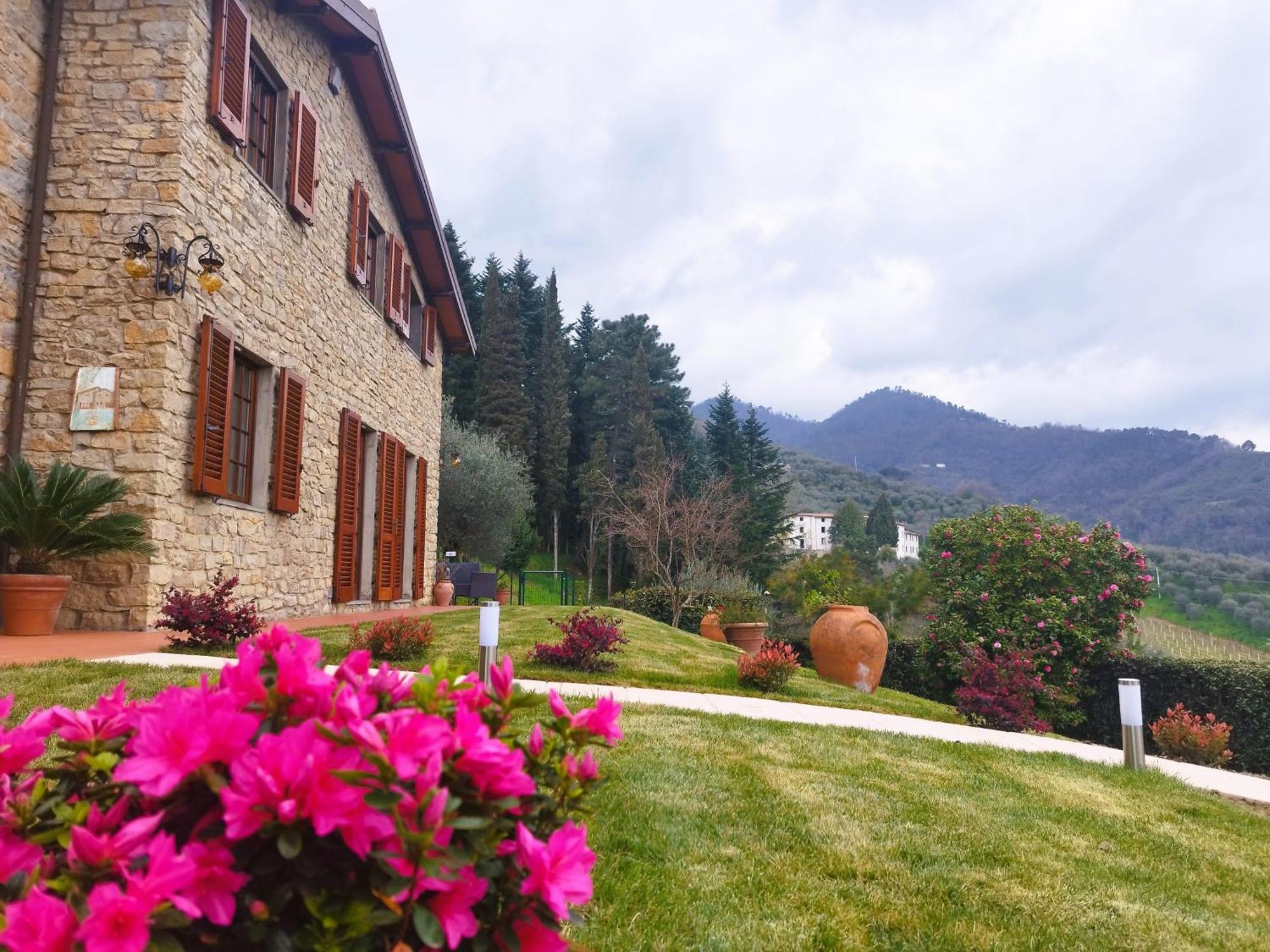 Villa Camelia Tuscany Пеша Экстерьер фото